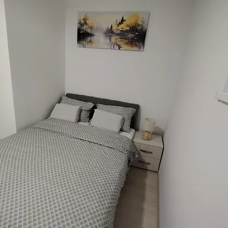Apartament Mirna Obala