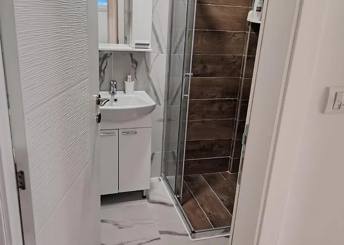 Mirna Obala アパート *