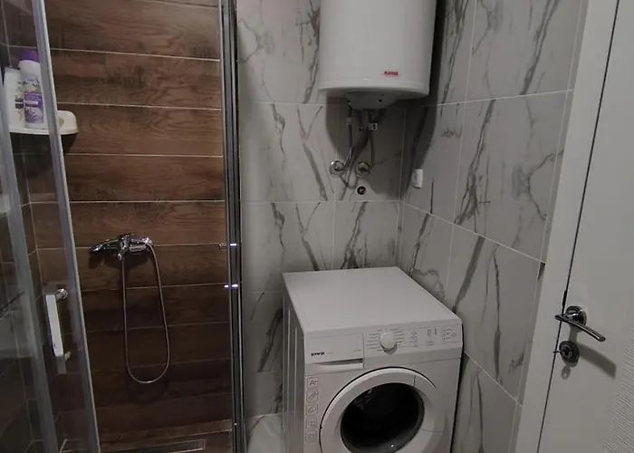 Mirna Obala * Veliko Gradište